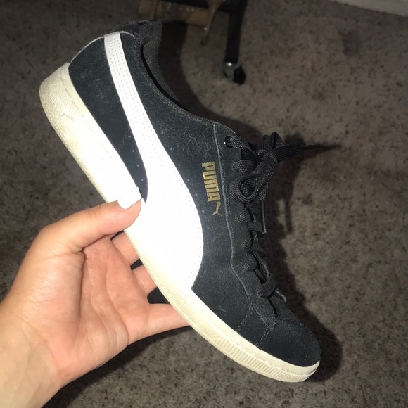 PUMAS - Picture 2 of 2